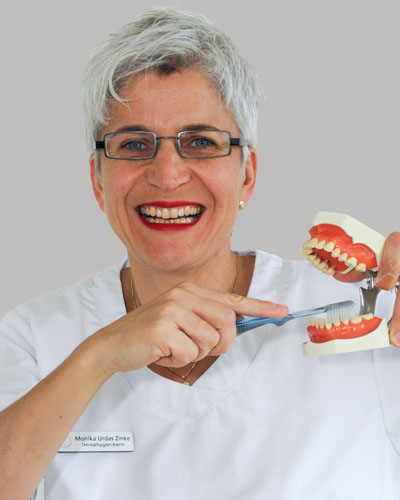 Monika Urdas Monika Urdas